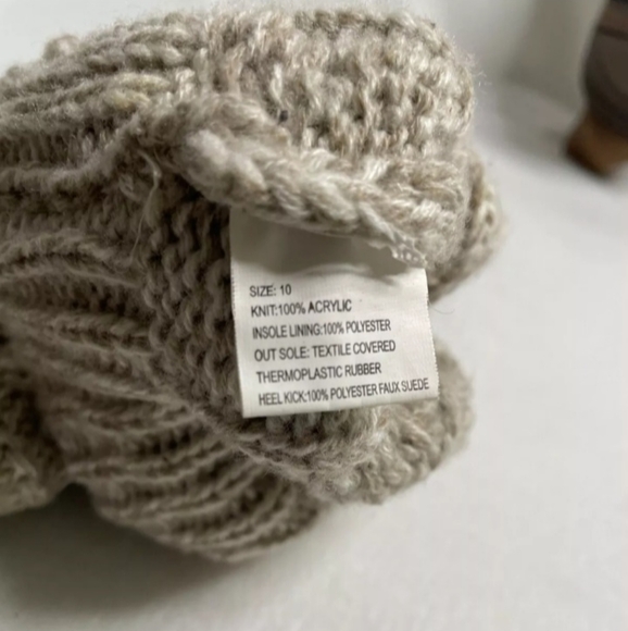 Muk Luk Sweater Boots - Picture 4 of 4